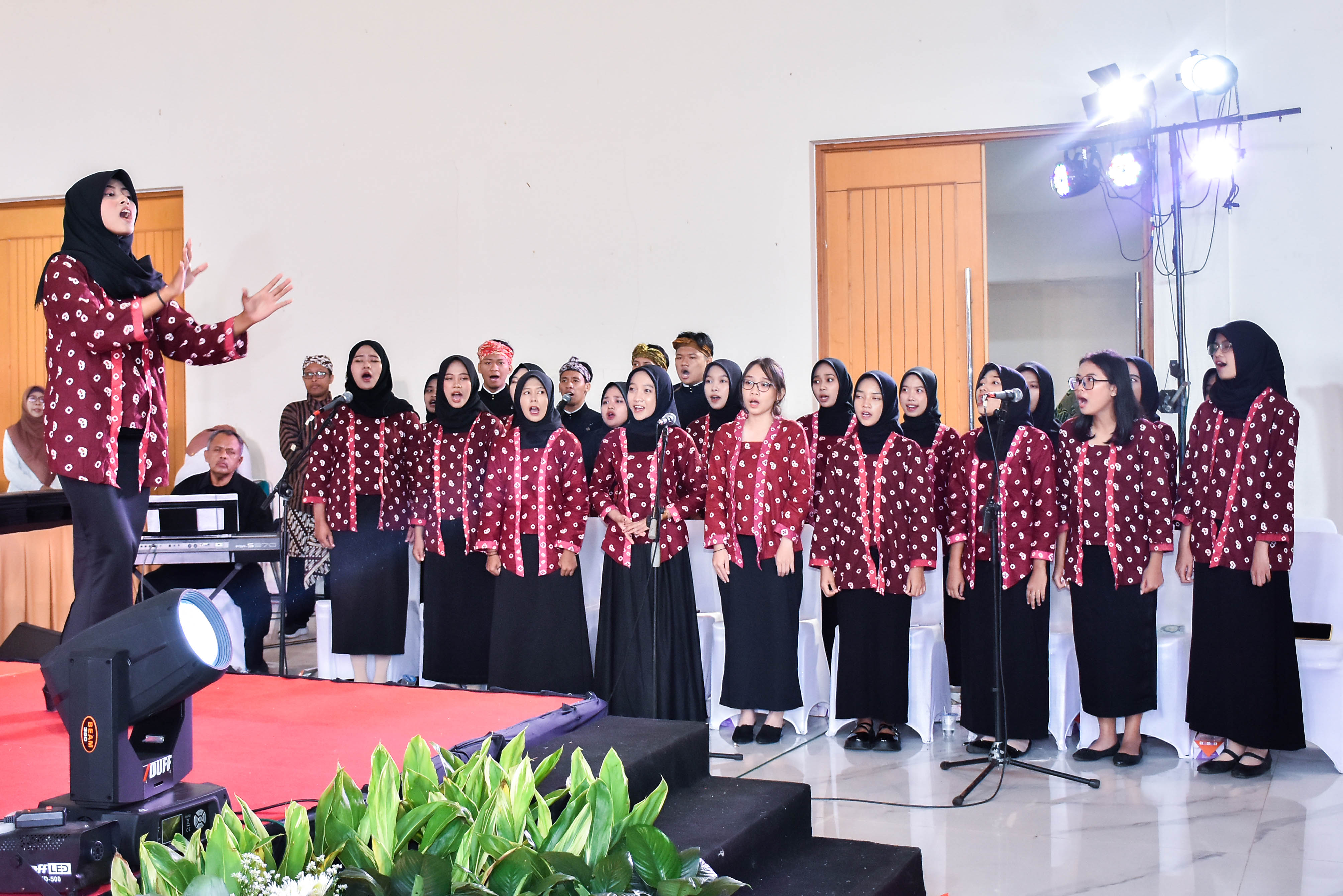 Wisuda Sarjana ke XXXIII 2024 Universitas Sahid Surakarta